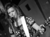 miss-chain-and-the-broken-heels-kafe-kult-20111122-04
